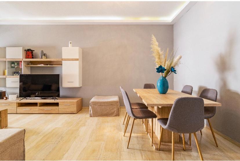 Urban Grey Apartment Атина Екстериор снимка